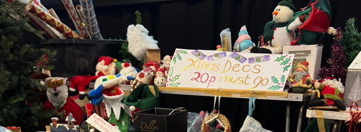 Used Christmas decorations sold at Rubbish Event, TCP